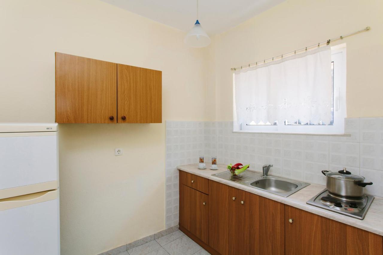 Hotel Loula Rooms And Apartments Kamena Wurla Zewnętrze zdjęcie