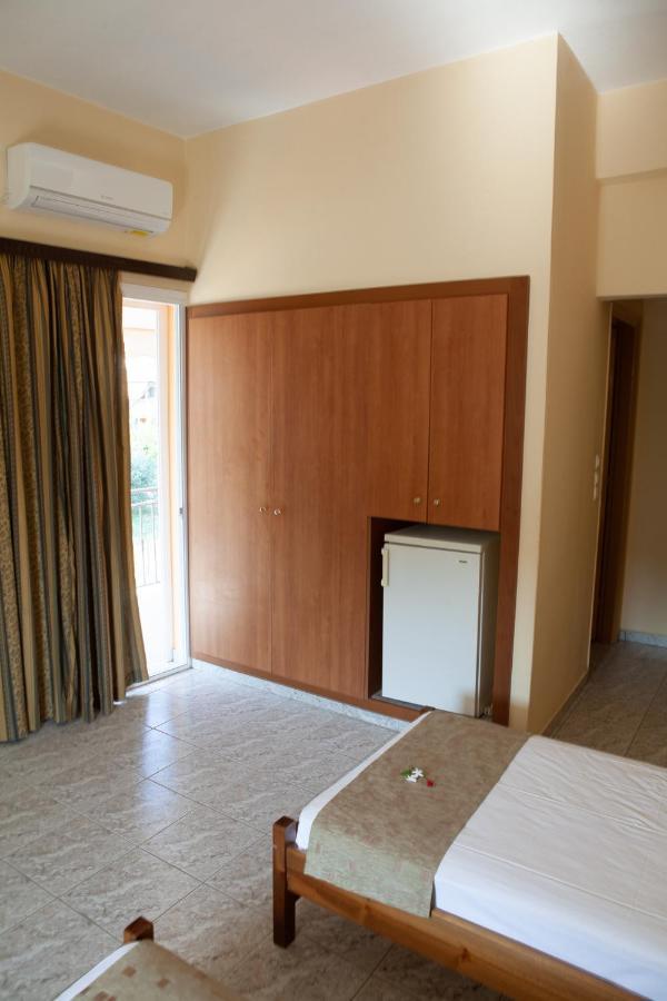 Hotel Loula Rooms And Apartments Kamena Wurla Zewnętrze zdjęcie
