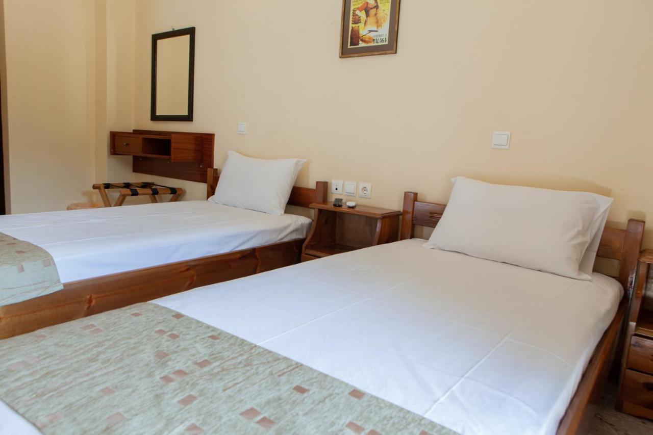 Hotel Loula Rooms And Apartments Kamena Wurla Zewnętrze zdjęcie